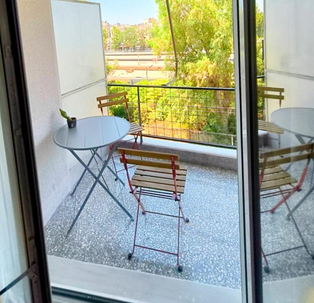 Appartement Stylish Artistic Flat With View, Three Min To Metro à Athènes Extérieur photo