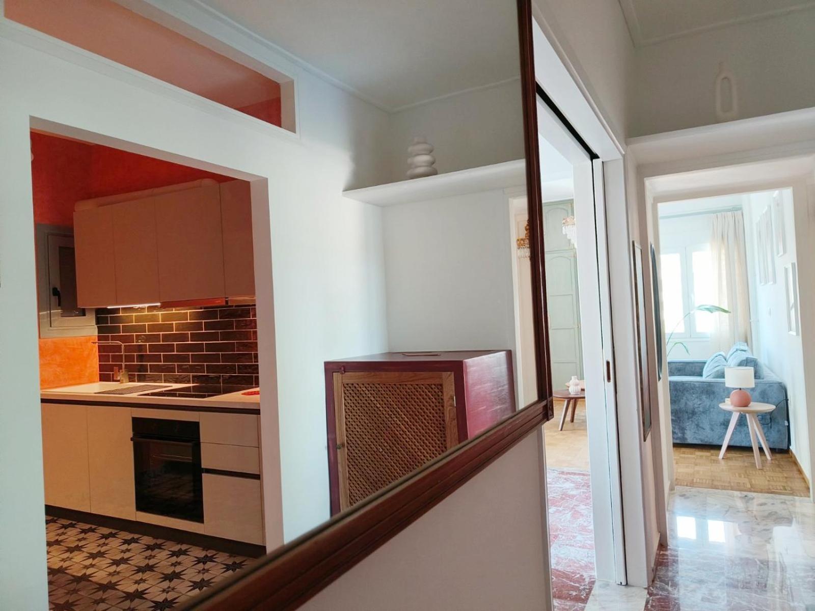 Appartement Stylish Artistic Flat With View, Three Min To Metro à Athènes Extérieur photo